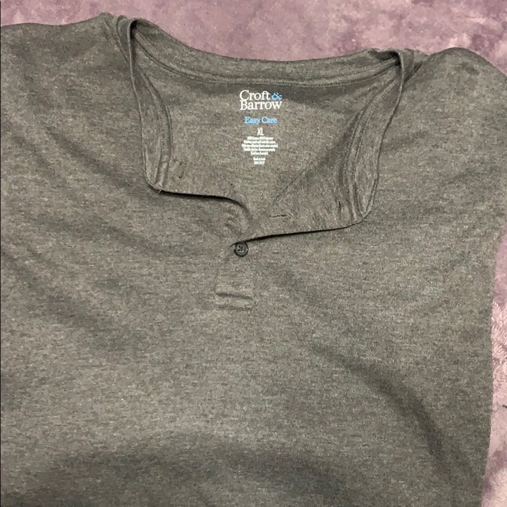 Long sleeve 3 button up shirt
